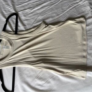 Lululemon cropped hold tight tank